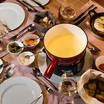La Ginabelle فندق زيرمات