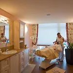 La Ginabelle 4* زيرمات