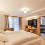 Ξενοδοχείο La Ginabelle 4*