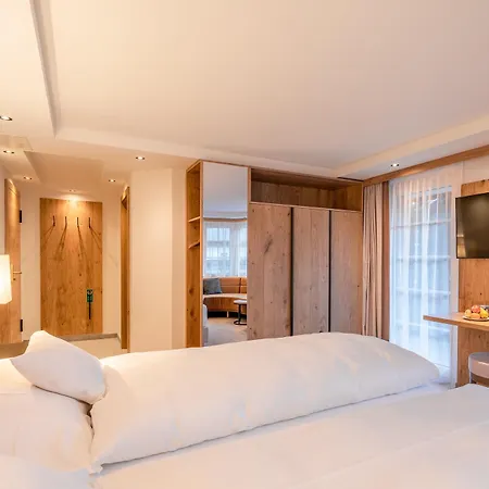 فندق La Ginabelle 4*